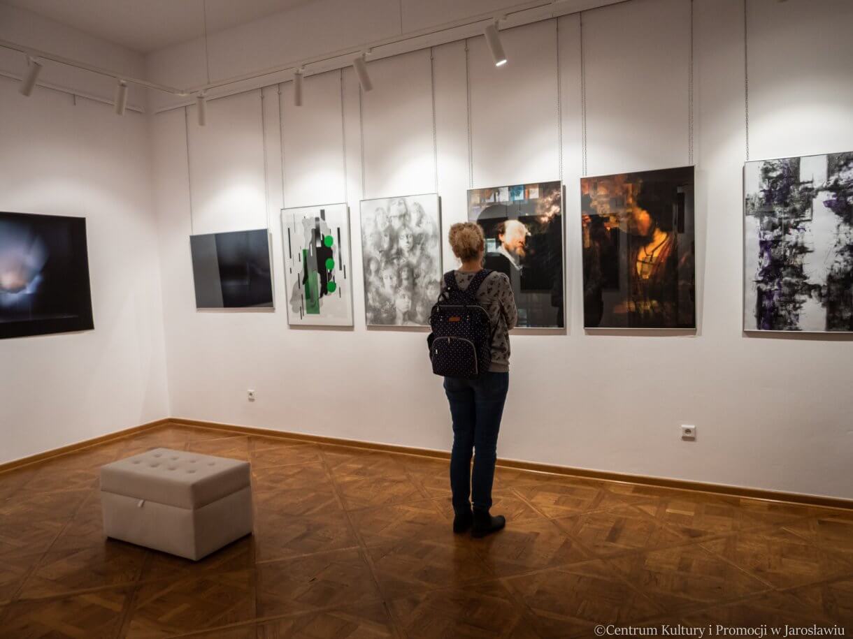 uczestnicy wernisażu