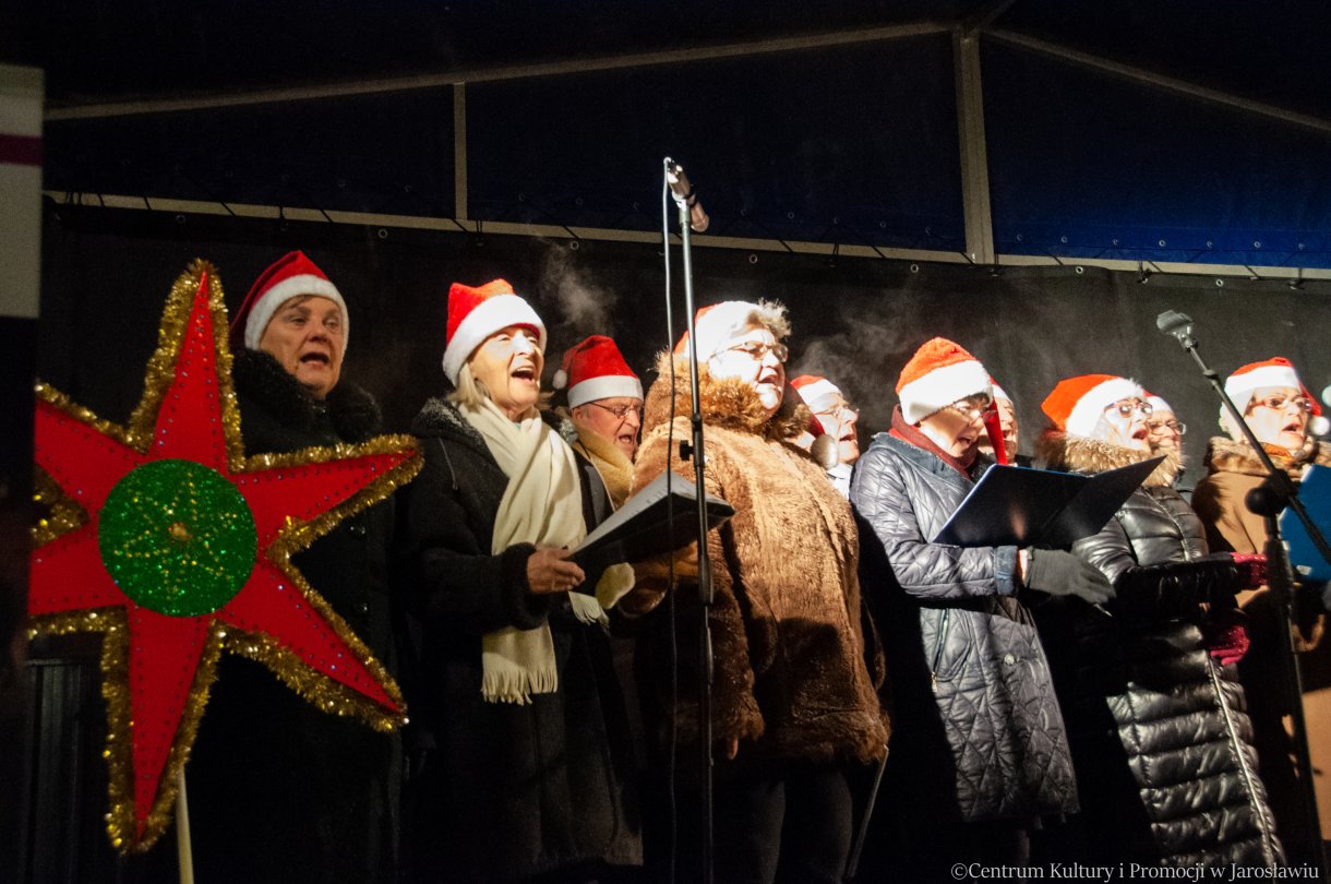 Zespół Wokalny „Apasjonaci” ze Stowarzyszenia Em-Art.,
