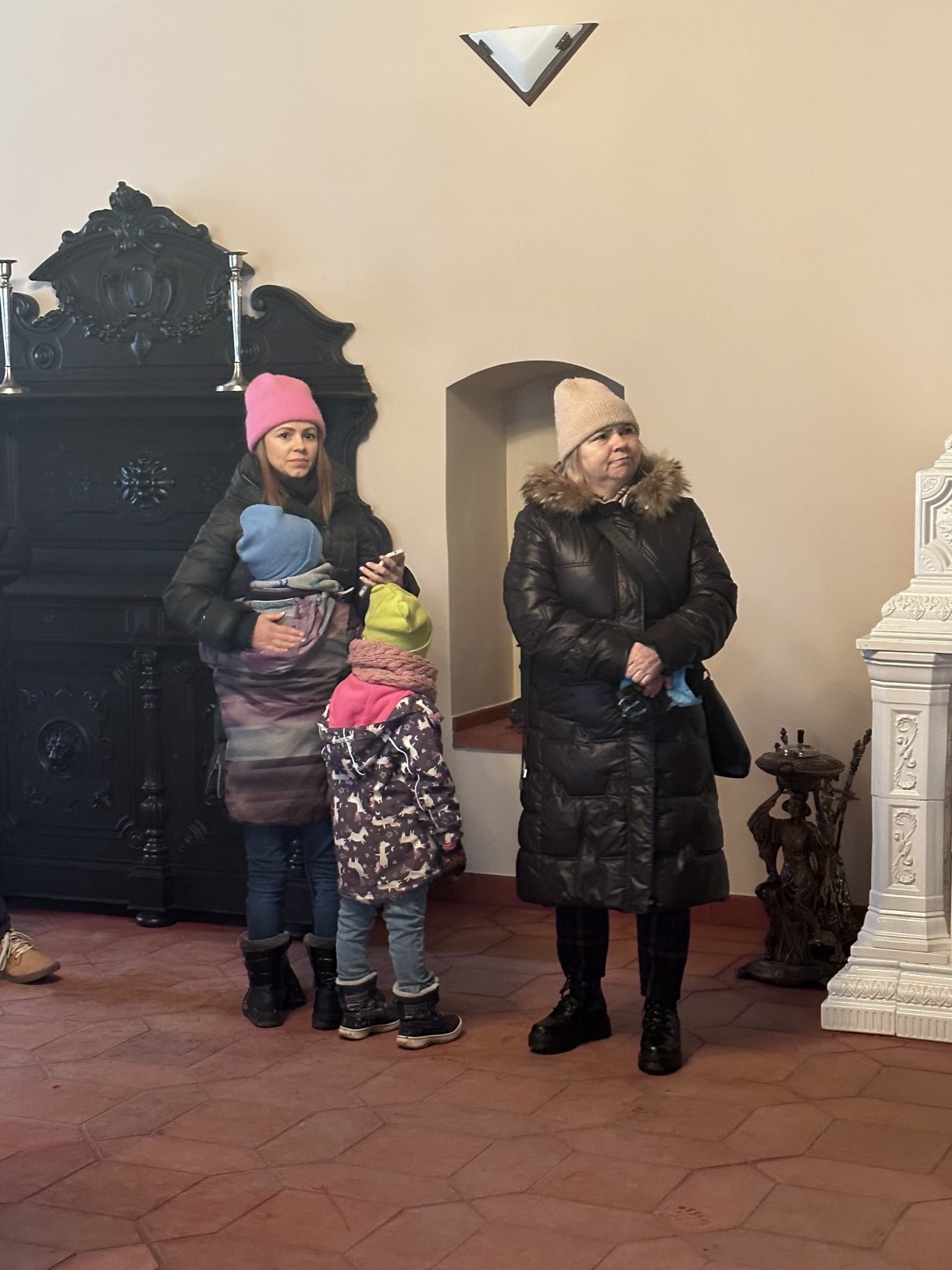 uczestnicy akcji Zakochani w podziemiach podczas zwiedzania