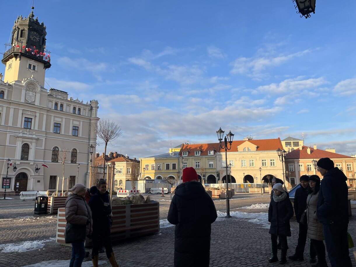 uczestnicy akcji Zakochani w podziemiach podczas zwiedzania