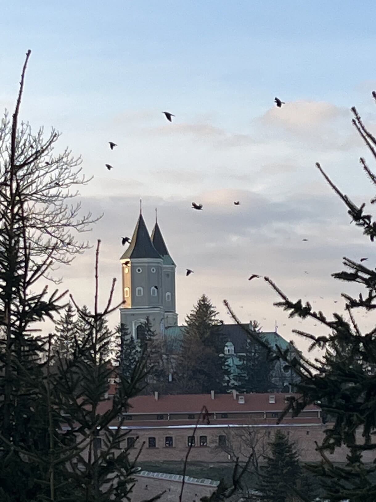 widok na opactwo ss. benedyktynek