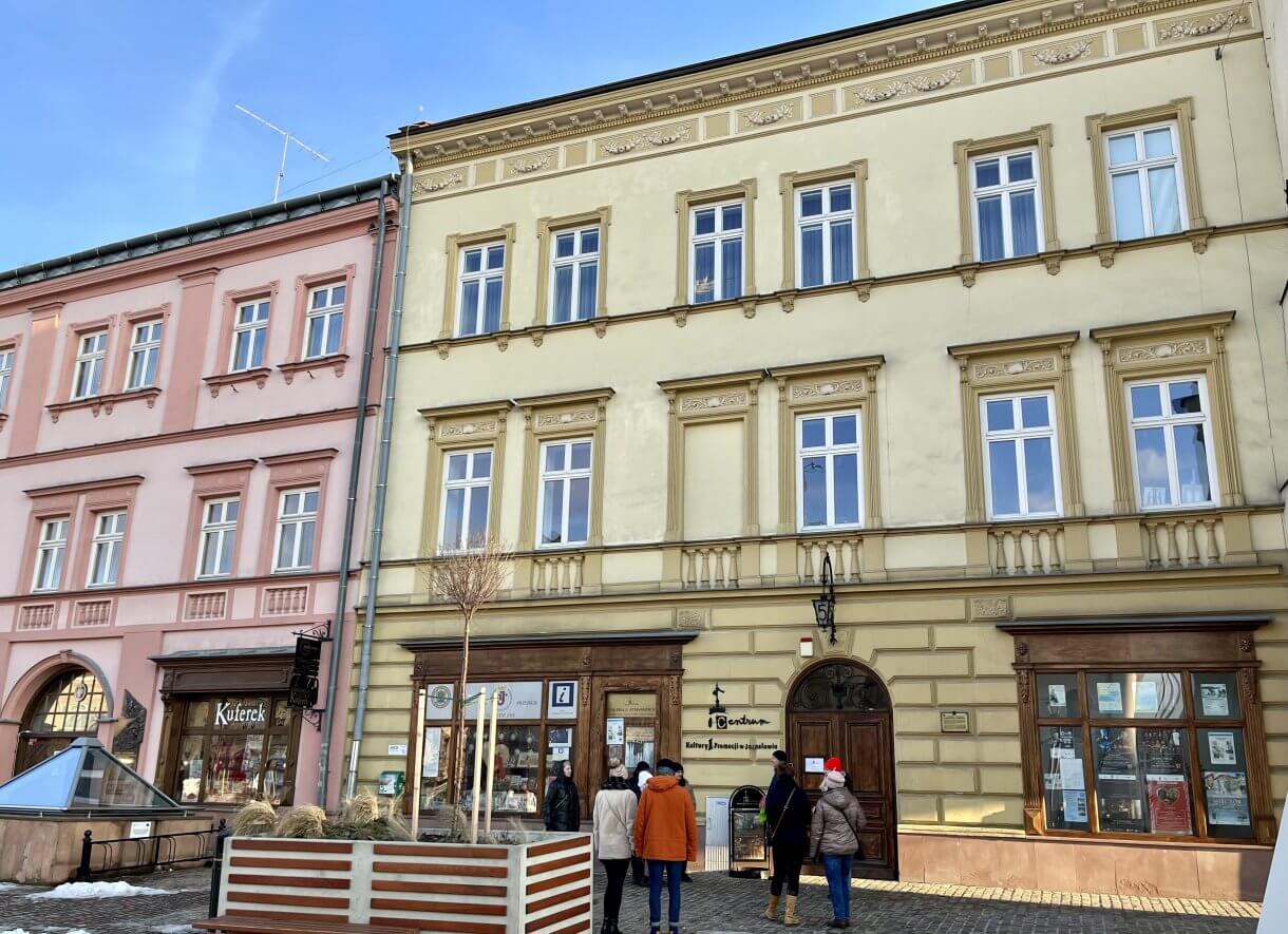 uczestnicy akcji Zakochani w podziemiach podczas zwiedzania