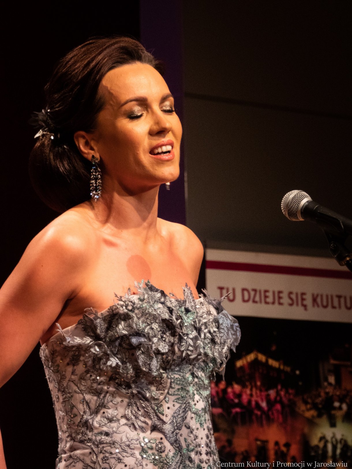 Renata Johnson-wojtowicz podczas koncertu