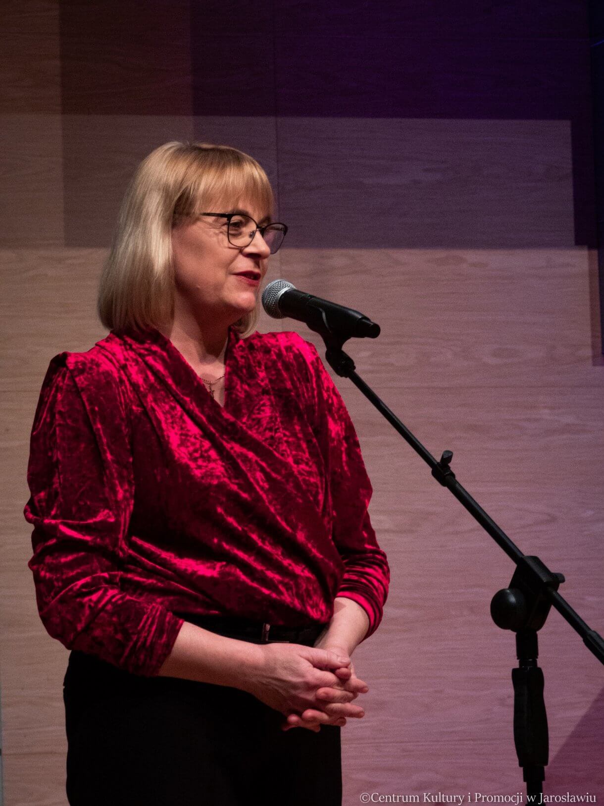 dyrektor ZPSM w Jarosławiu podczas koncertu Festiwalu Muzyki Fortepianowej im. M. Turzańskiej