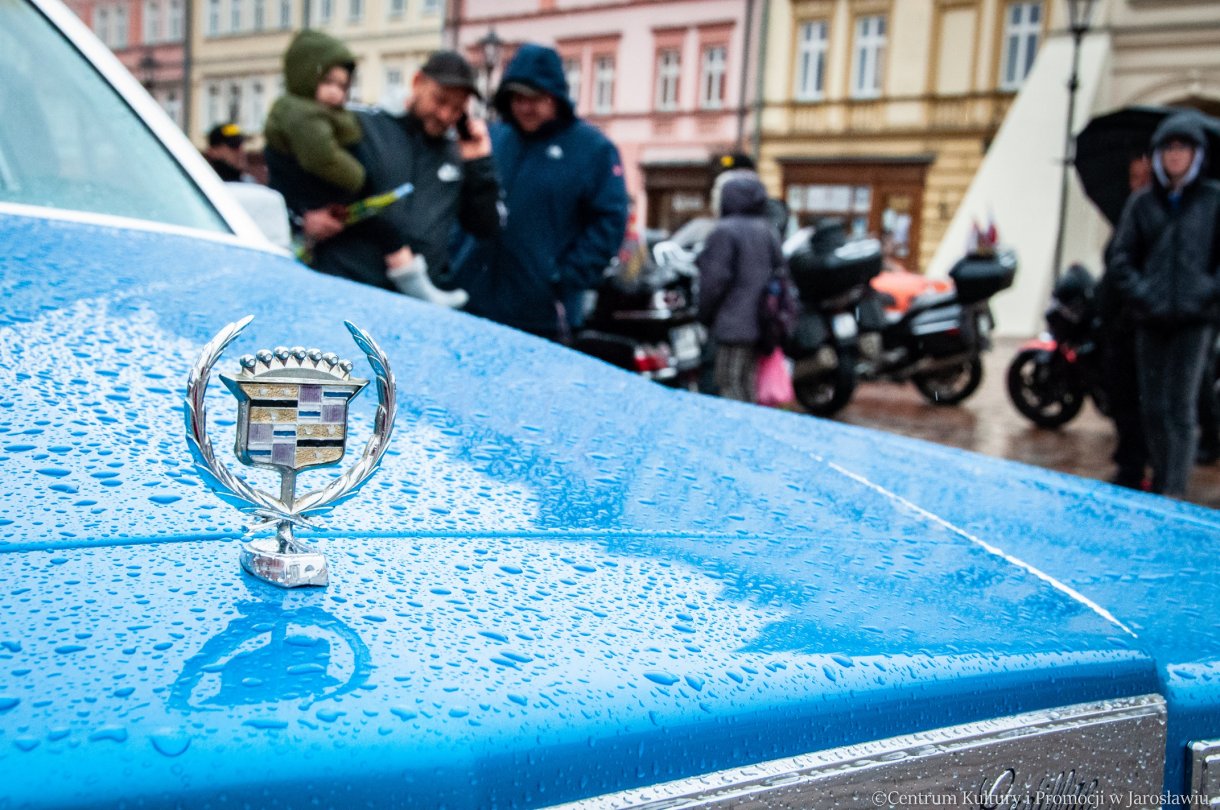 uczestnicy parady motocyklowej , pikniku z okazji powitania wiosny