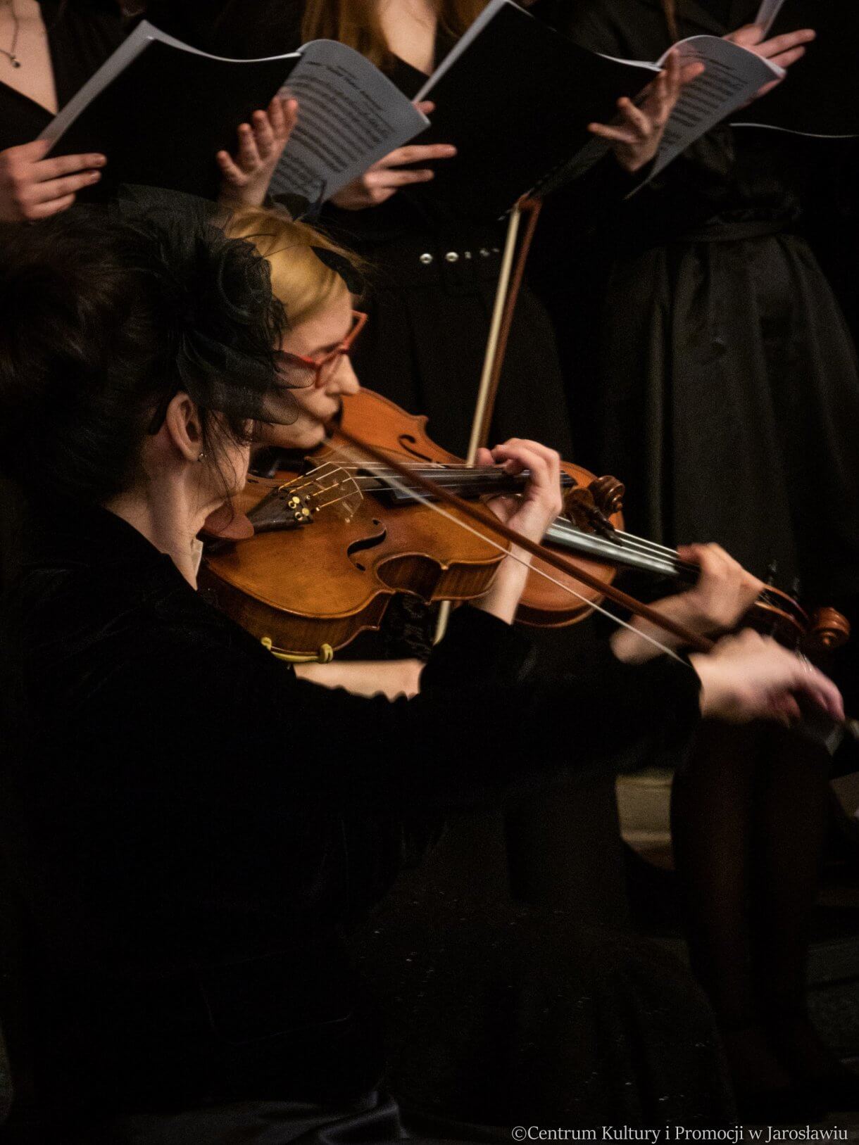 kwartet smyczkowy podczas koncertu Stabat Mater