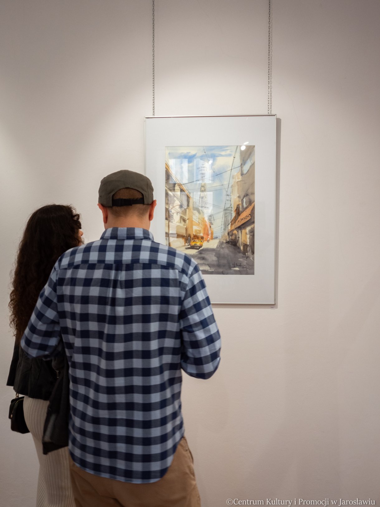 uczestnicy wernisażu Tomasza Drozdowicza 