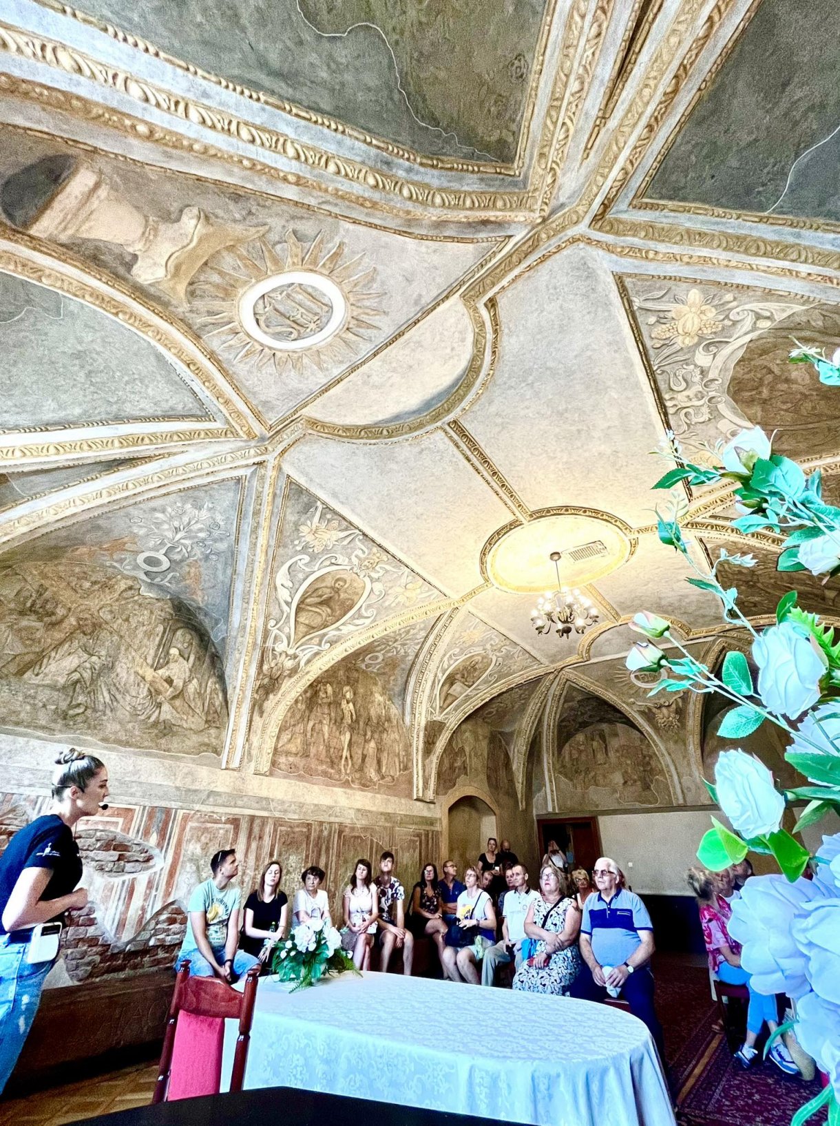 Niedzielne Spacerki po Jarosławiu z Przewodnikiem - zwiedzanie Sali Ślubów