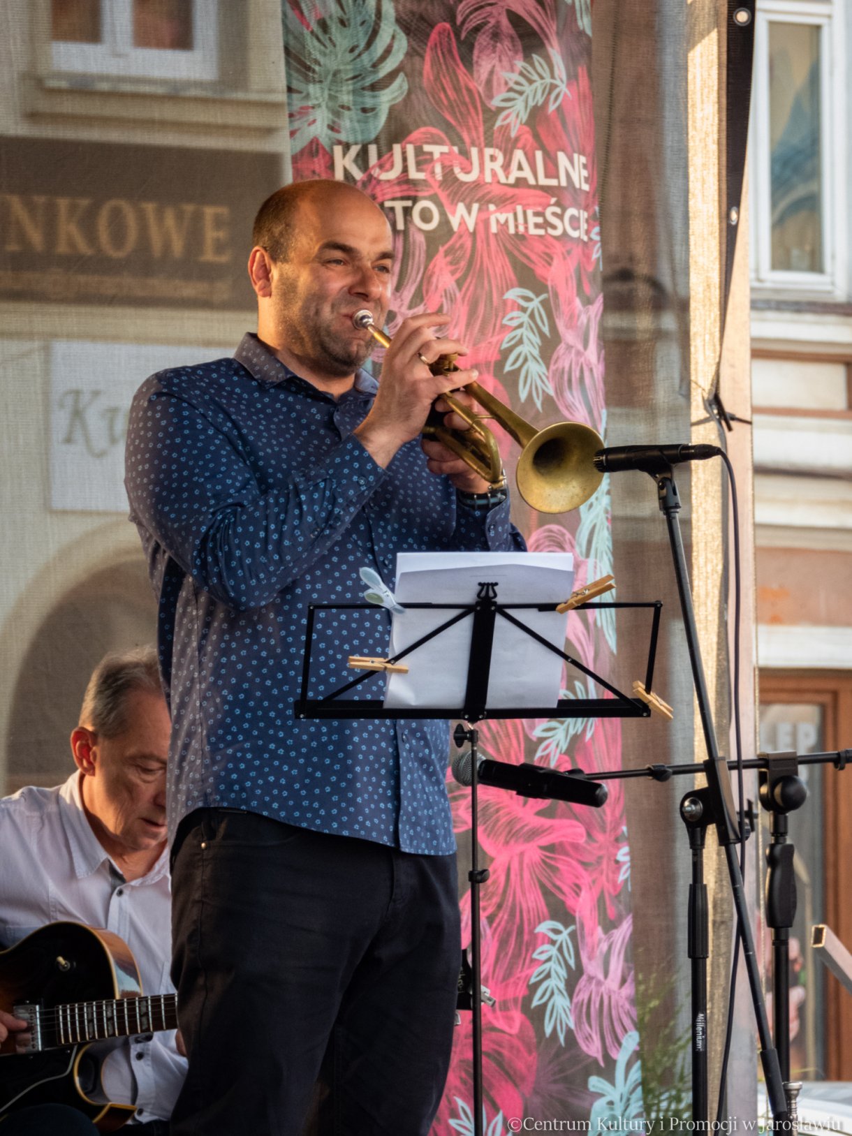 Chcek Point Trio podczas występu - trabka