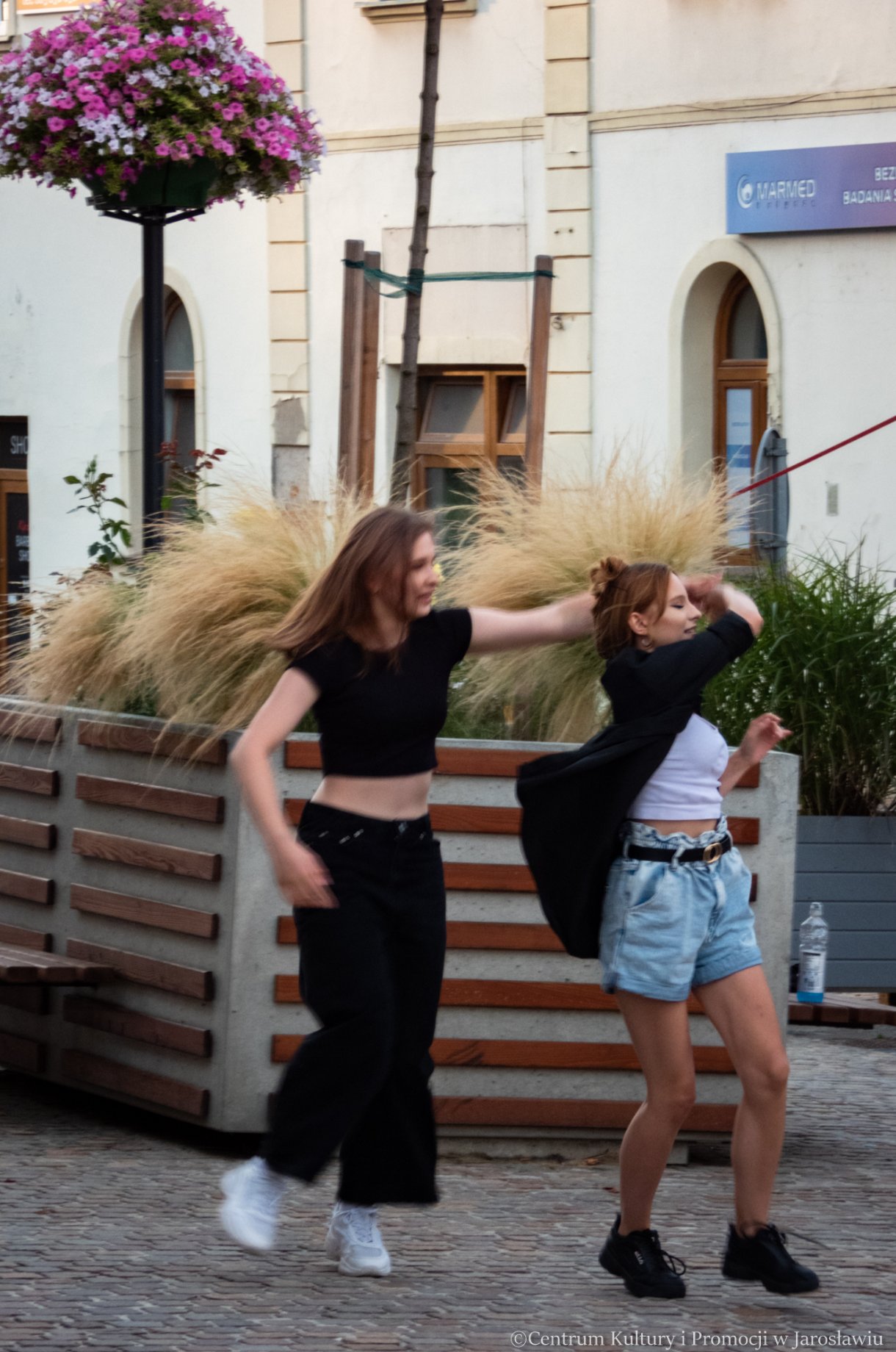 tańce podczas występu zespołu Torino