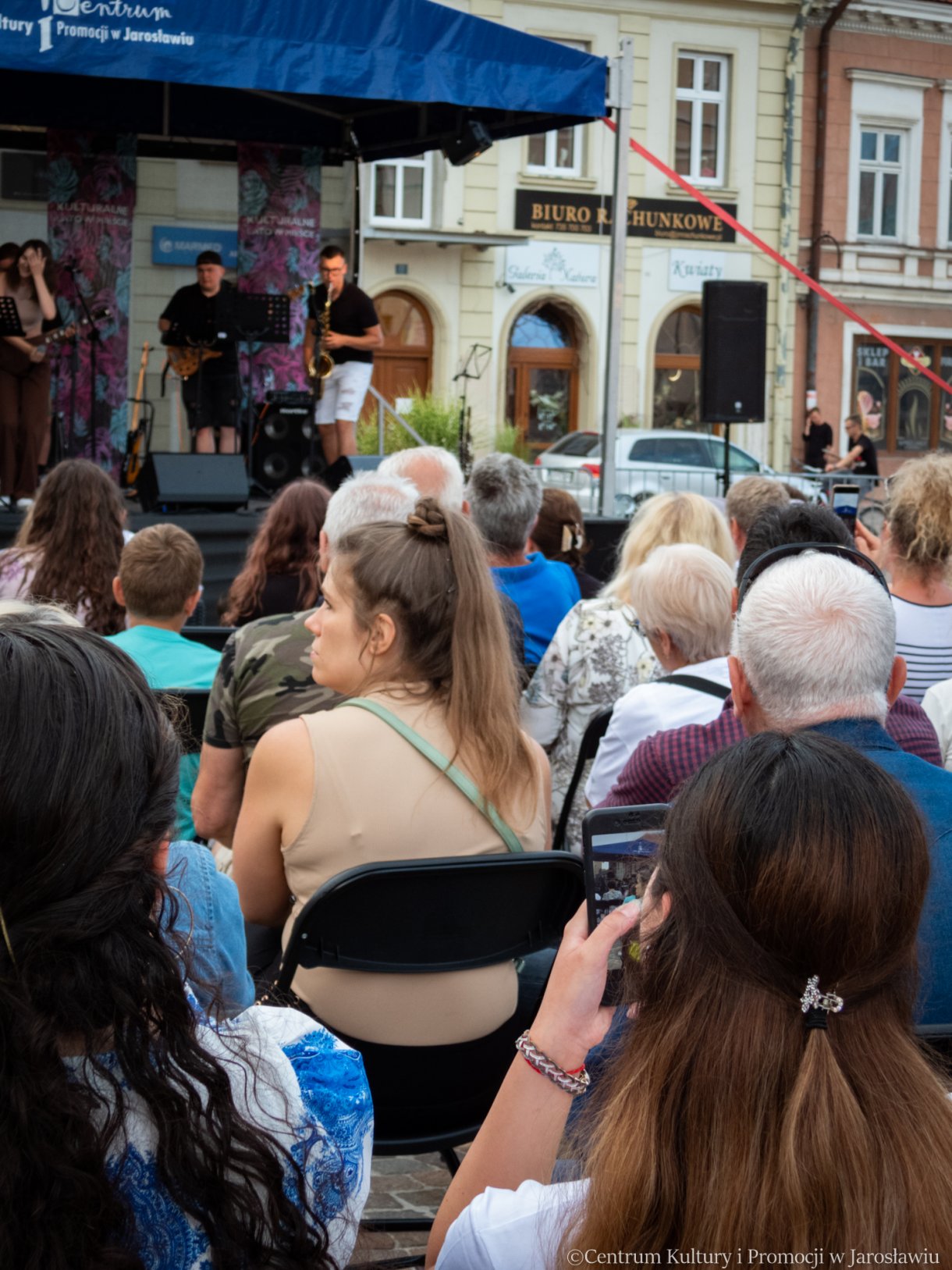 występ zespołu Torino podczas letniego muzykowania