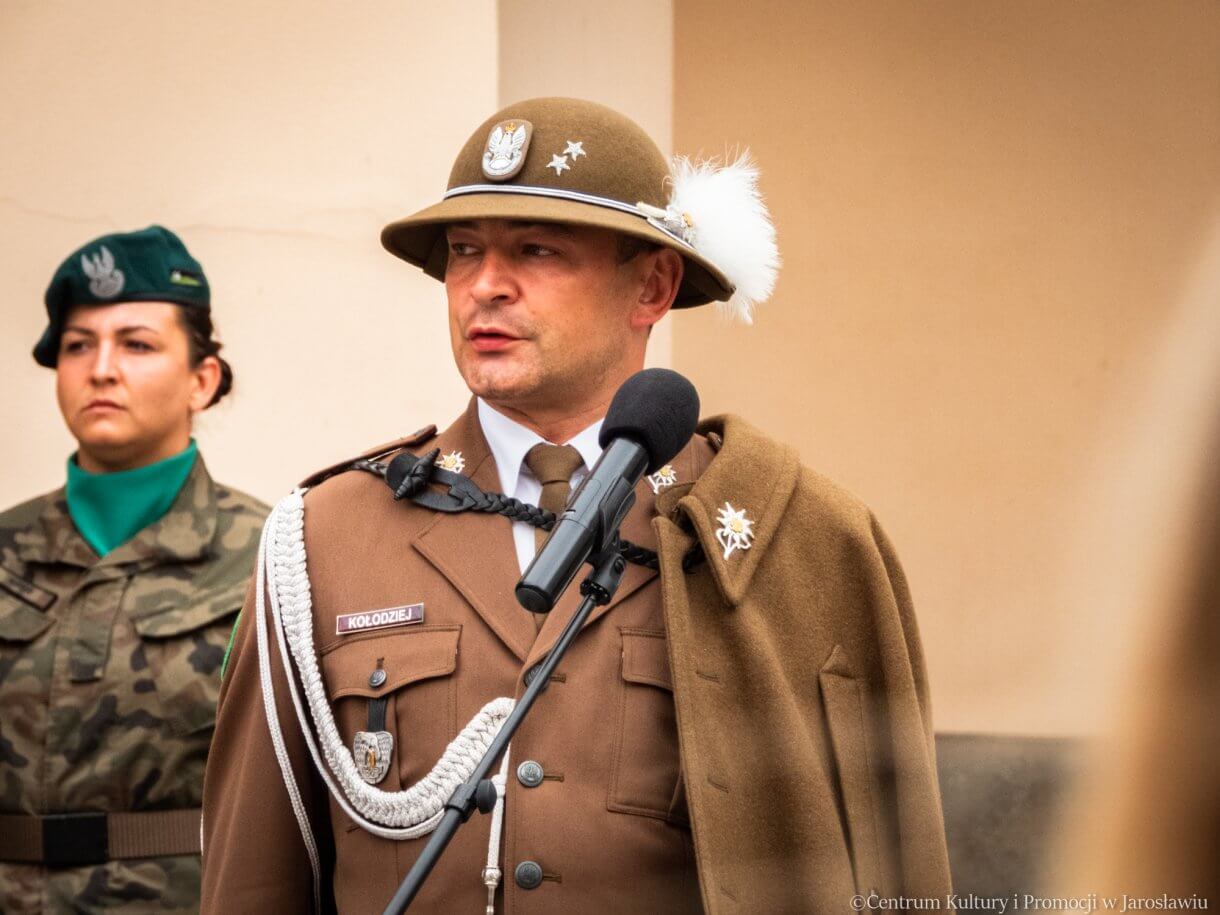 ppor. Maciej Kołodziej na uroczystości 79. rocznicy wybuchu powstania warszawskiego