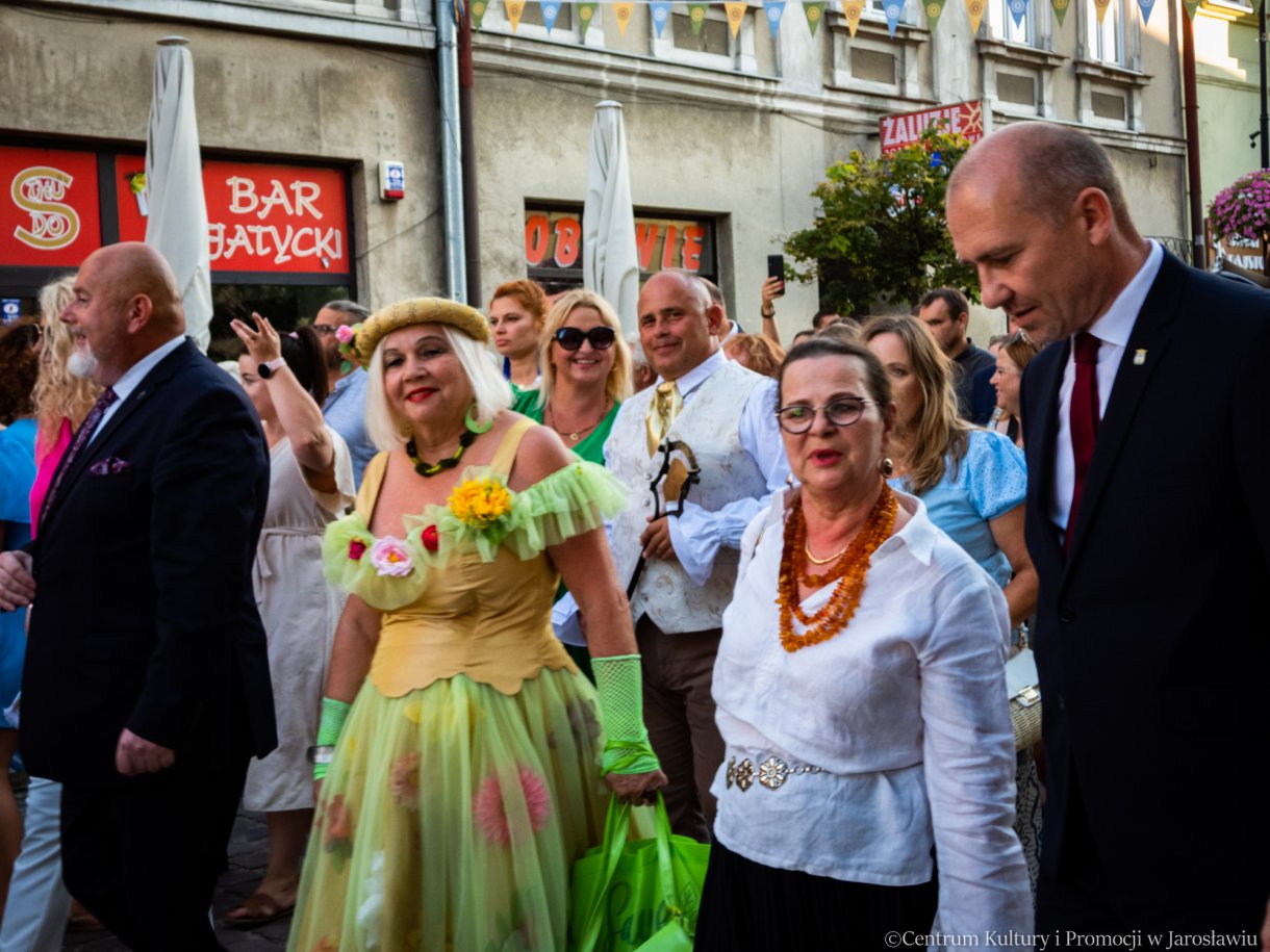 korowód Jarmarku Jarosławskiego 2023