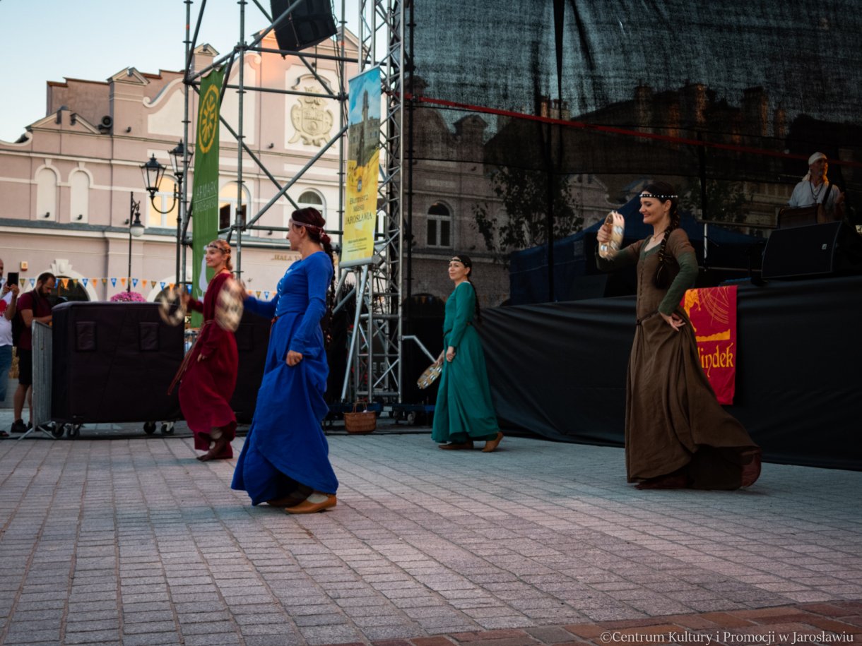 koncert węgierskiego zespołu muzyki dawnej Szelindek - tancerki