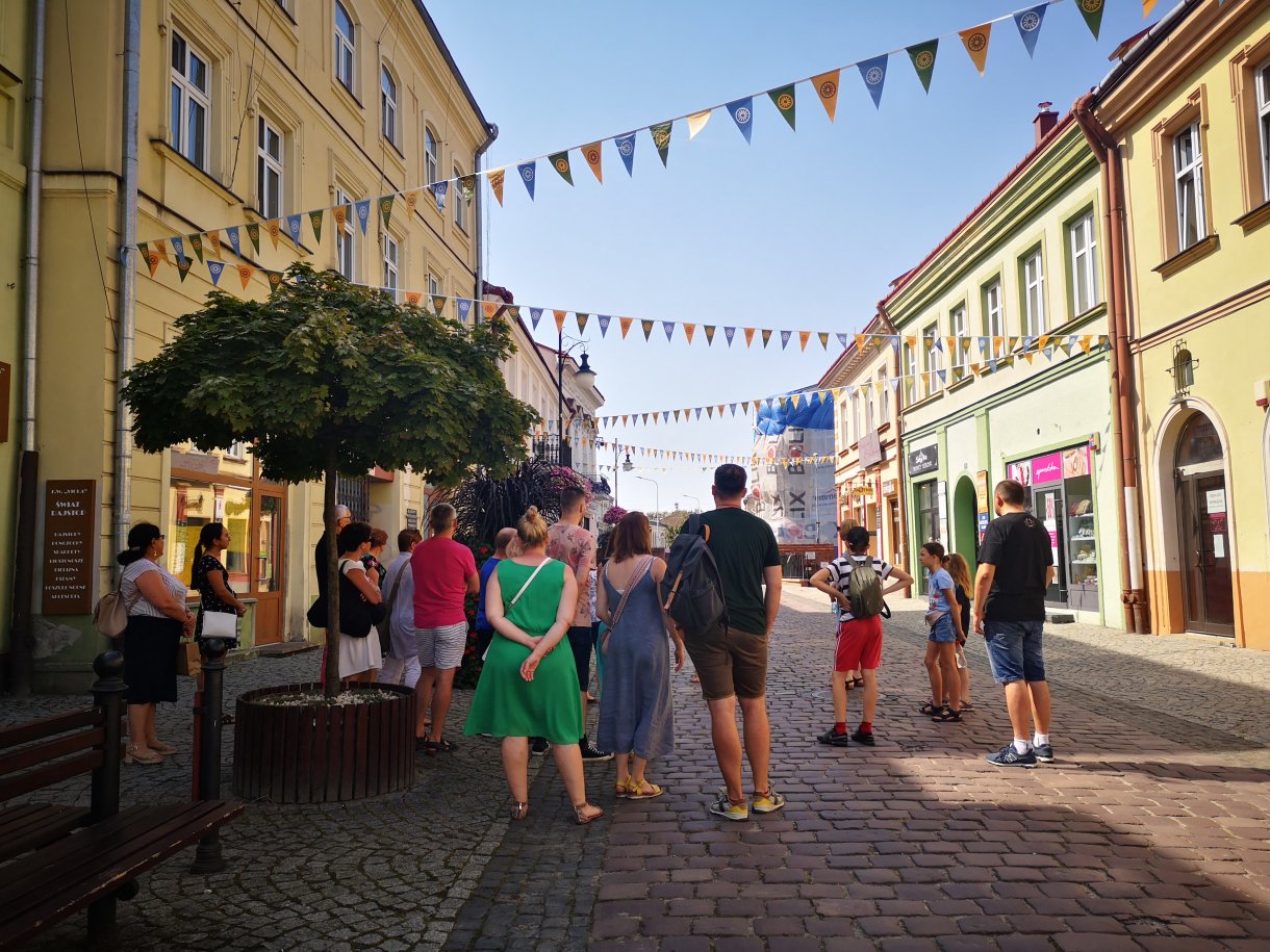 zwiedzanie miasa z przewodnikiem