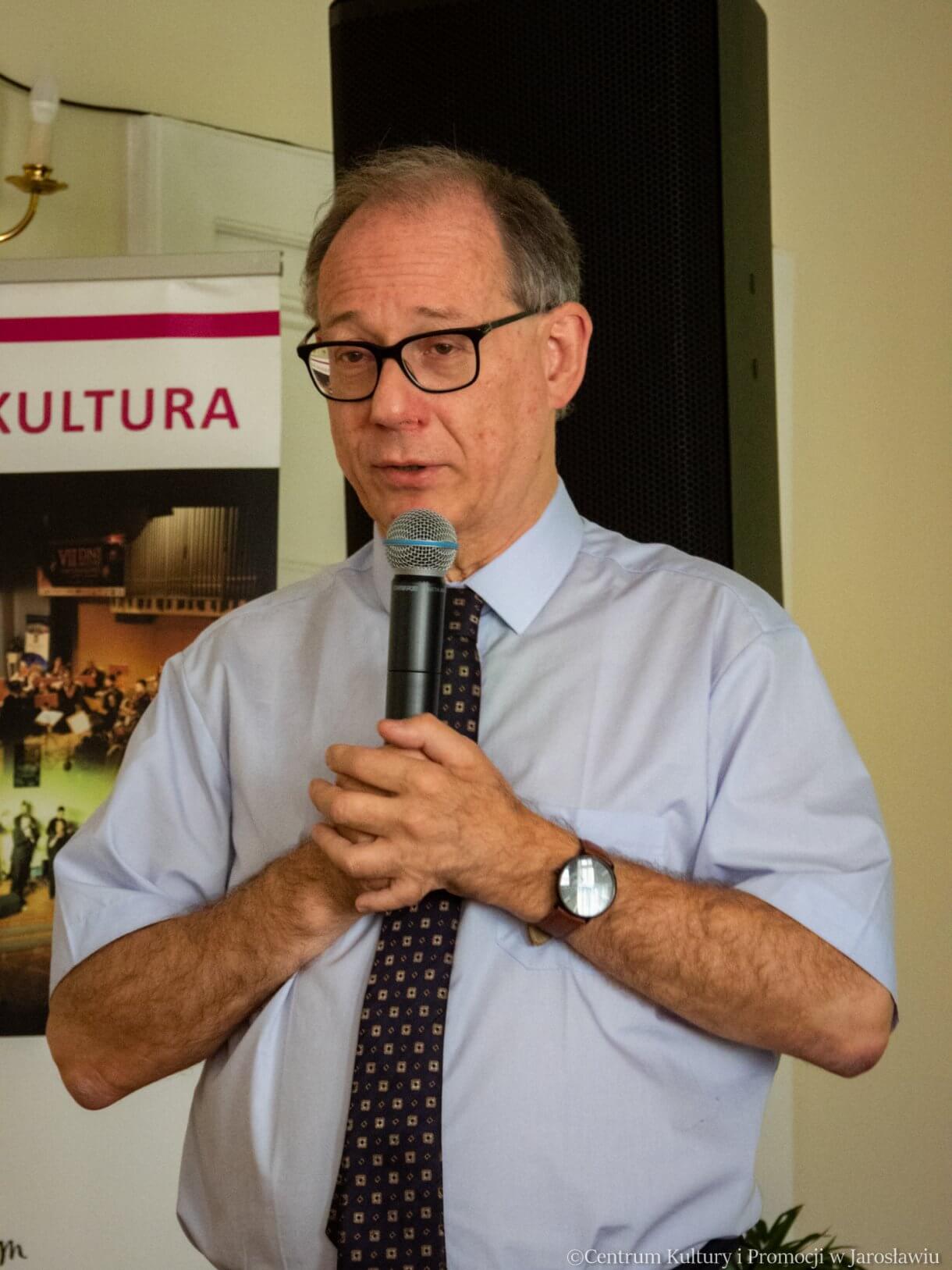 Tomasz Kuba Kozłowski podczas wykładu w ramach XIV MFKK