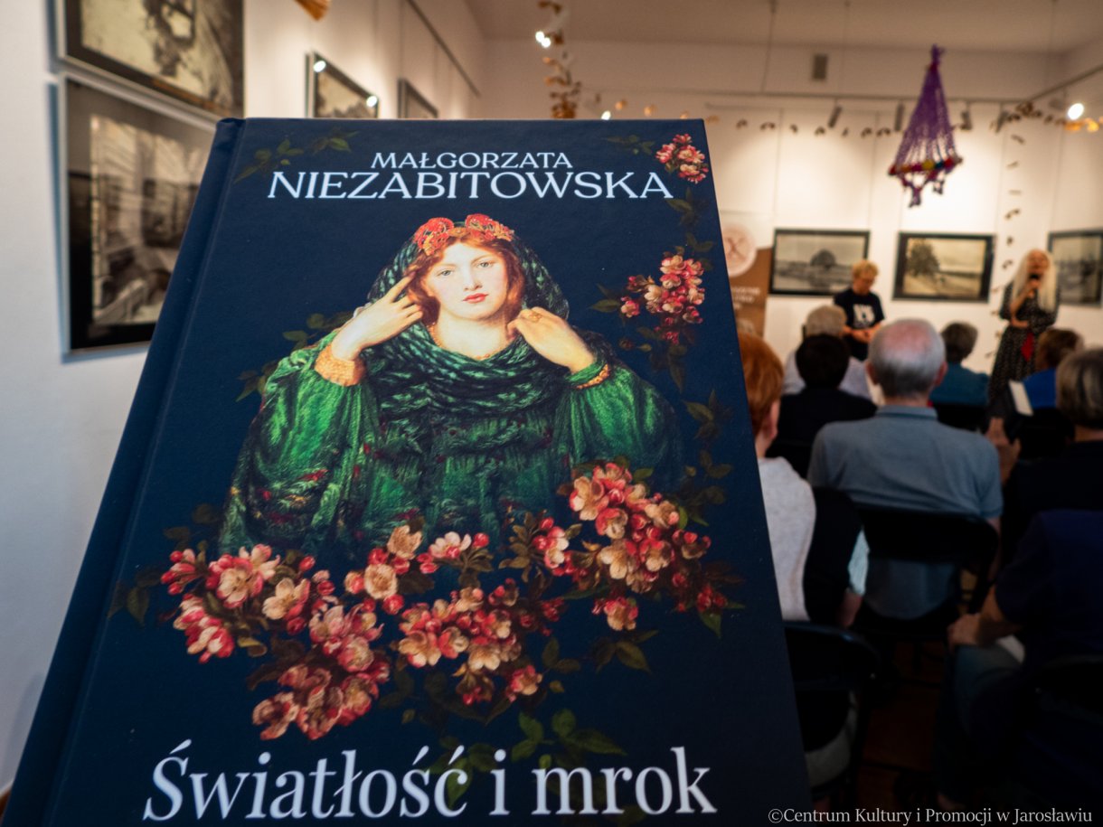 książka - Małgorzata Niezabitowska 