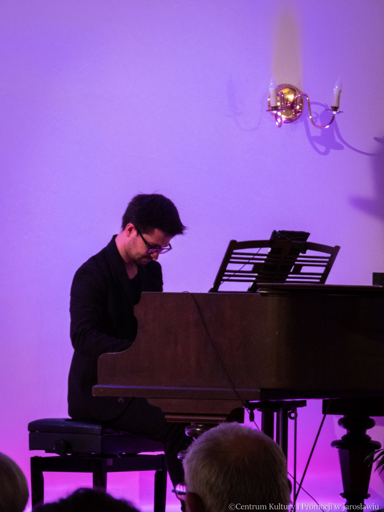 członek lwowskiego kabareta artystycznego 