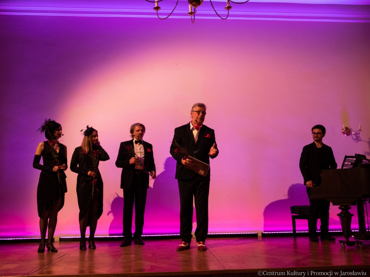 Lwowski Kabaret CZwarta Rano podczas występu w ramach XIV MFKK