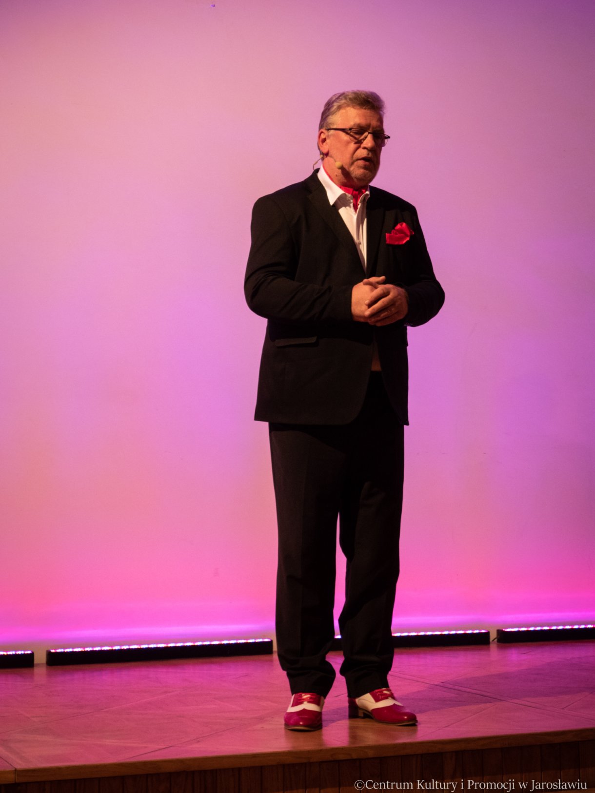 członek lwowskiego kabareta artystycznego 