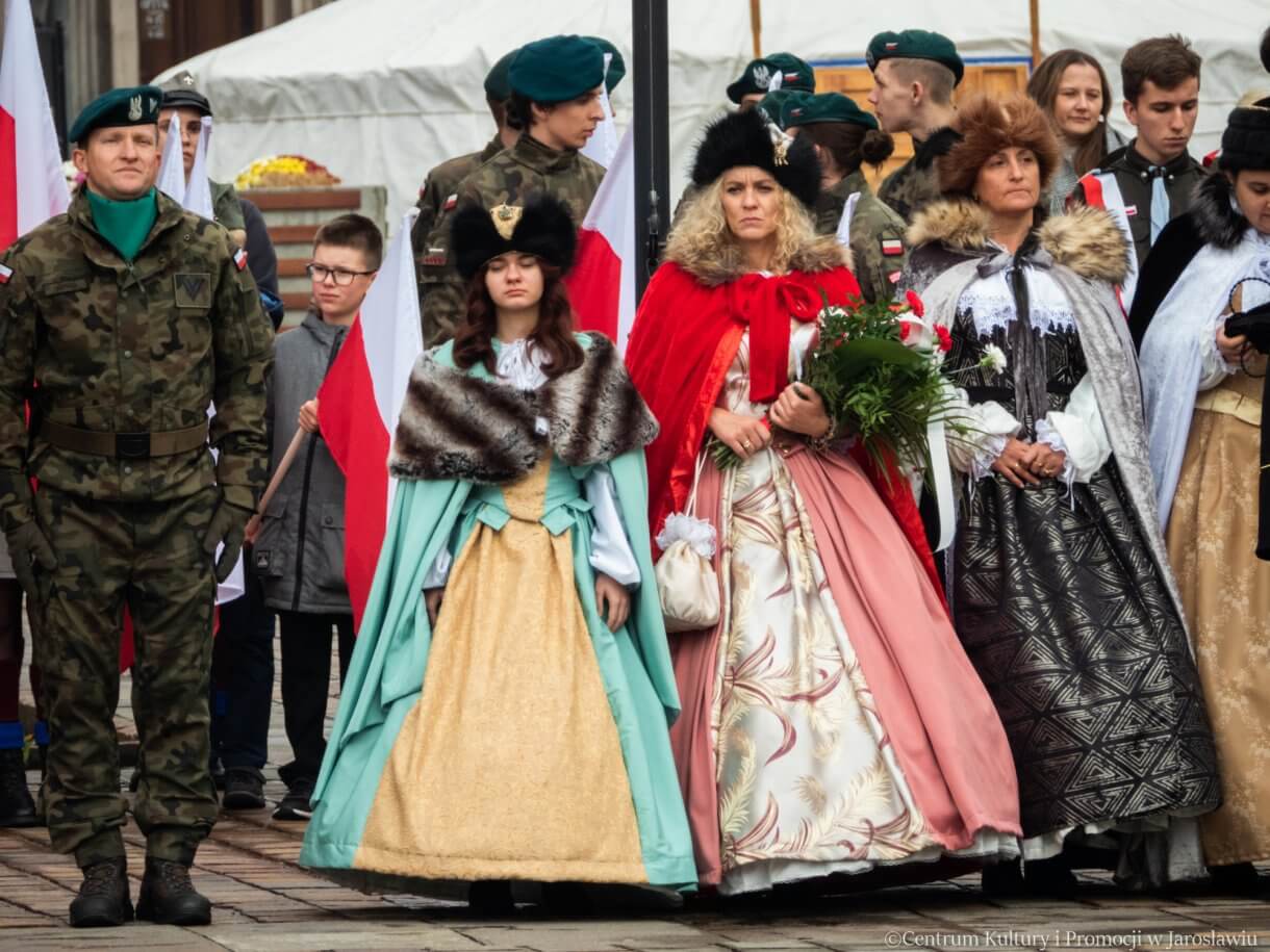 uczestnicy dnia niepodległości