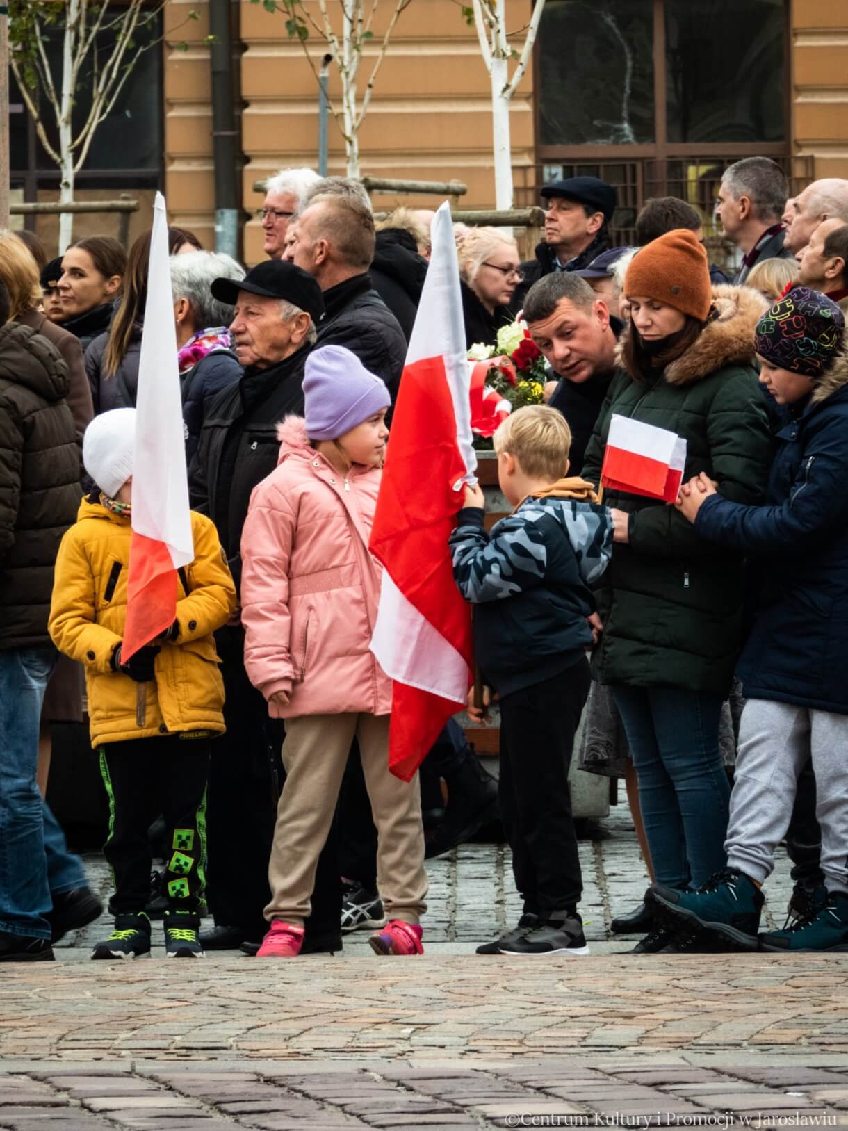 uczestnicy obchodów Dnia Niepodległości