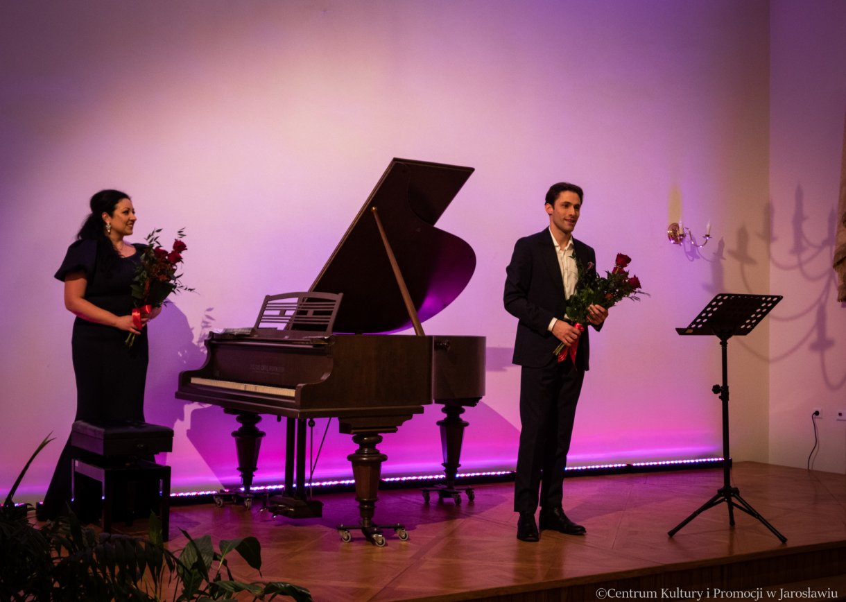 Mirella Malorny i Daniel Oktawian Piotrowski podczas koncertu w Sali Lustrzanej CKiP