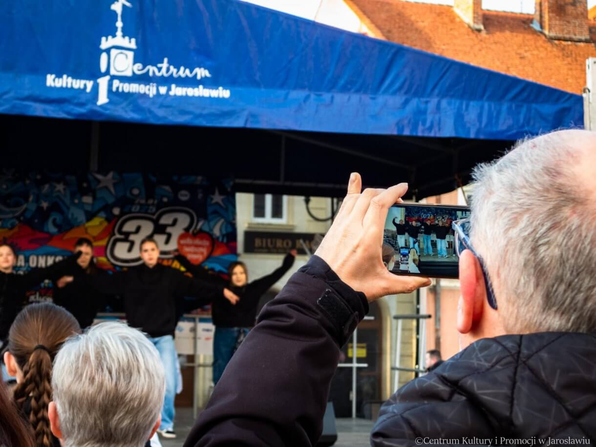 33. Finał WOŚP pokaz tańca