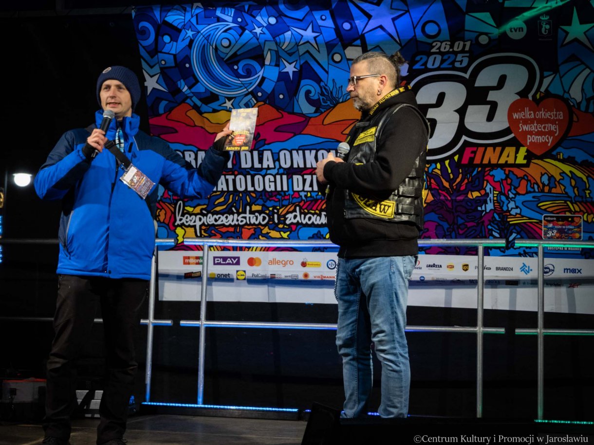 33. Finał WOŚP licytacja na scenie