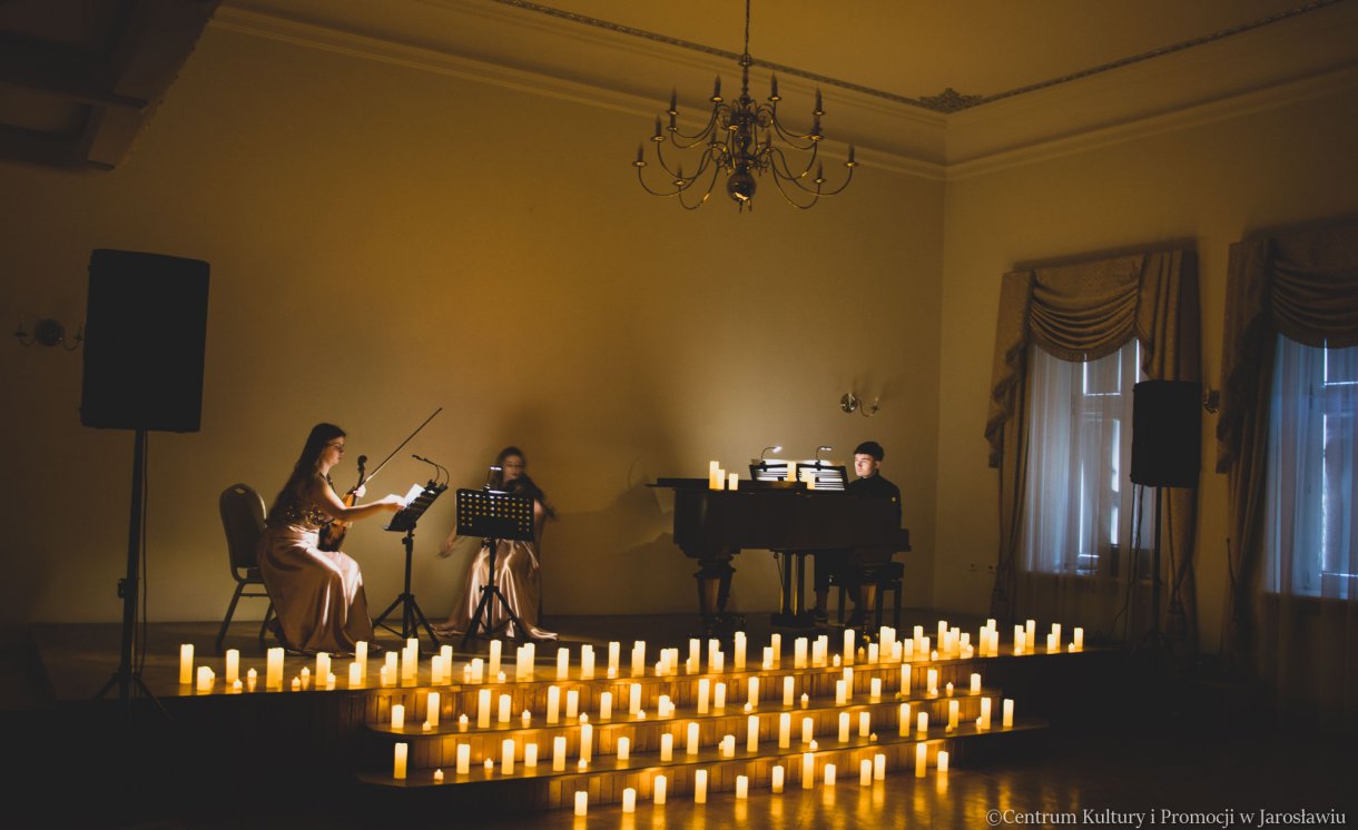 Festiwal Muzyki Fortepianowej im. Marii Turzańskiej / CandleLight Trio