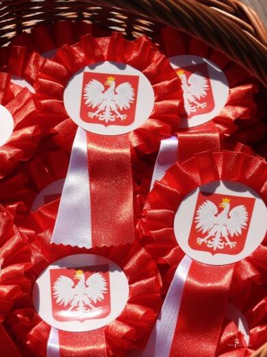 Uroczyste obchody Dnia Flagi RP i Święta Narodowego Trzeciego Maja Dzień Flagi RP - kotyliony