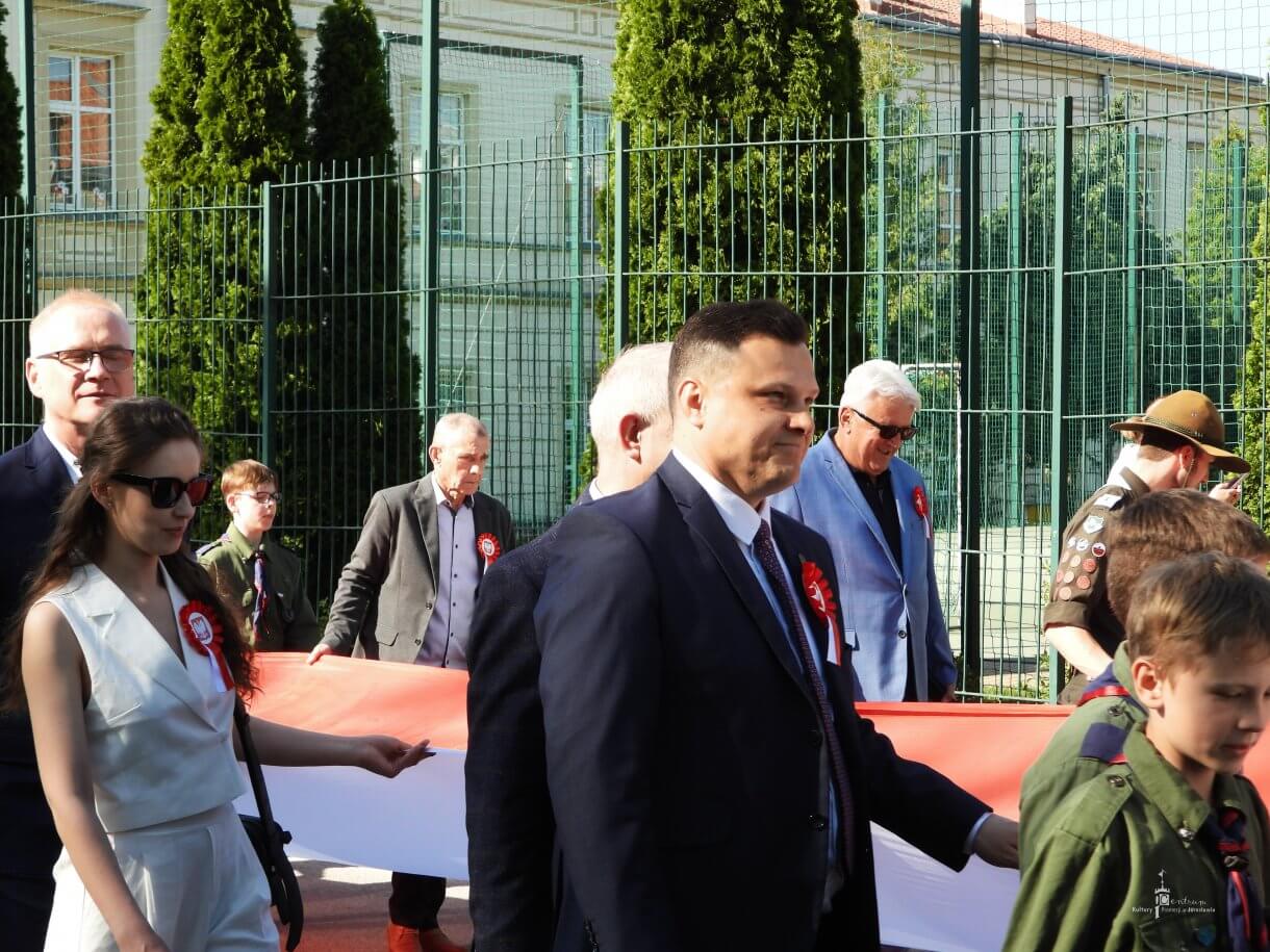 Dzień Flagi RP - przemarsz