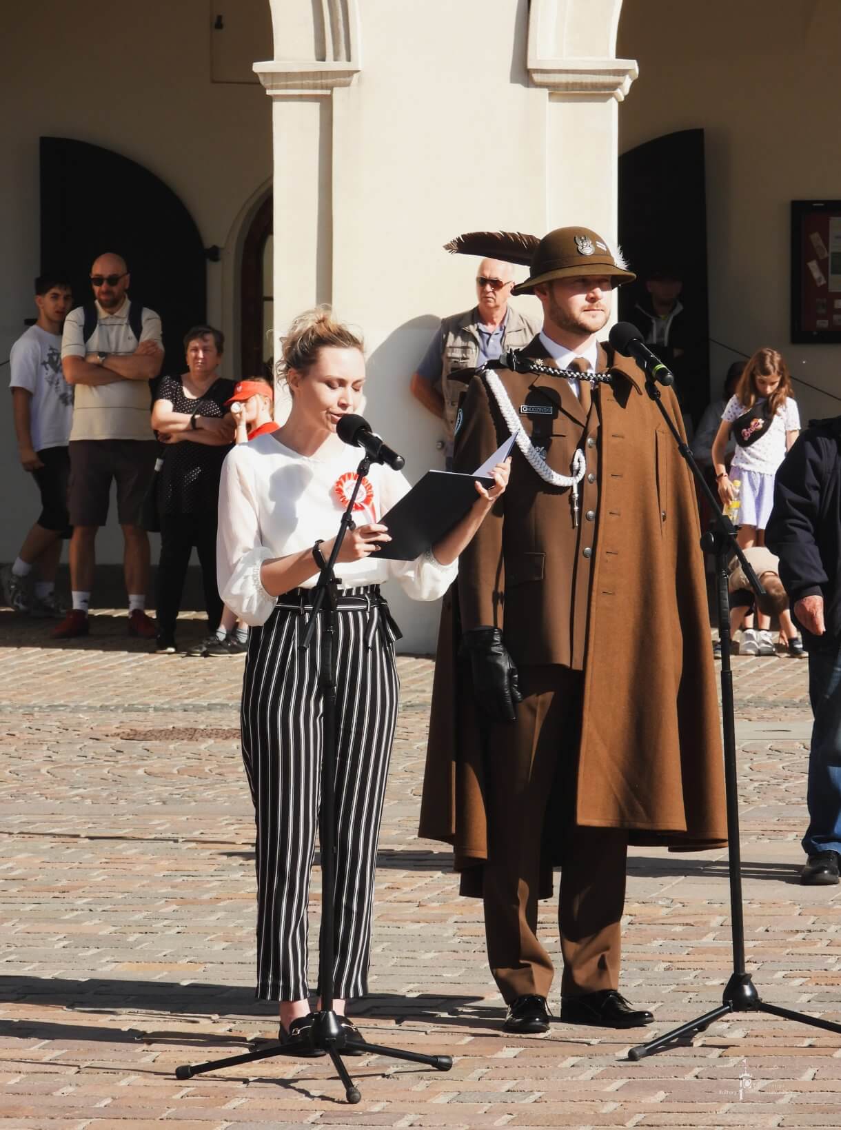 Dzień Flagi RP - prowadzący