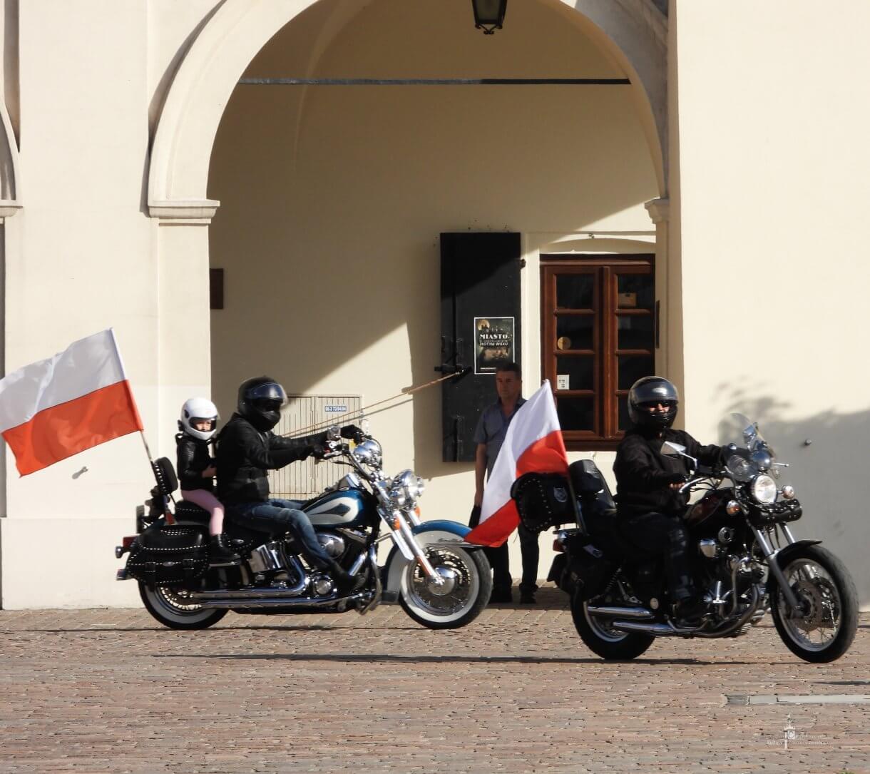 Dzień Flagi RP - parada motocyklowa