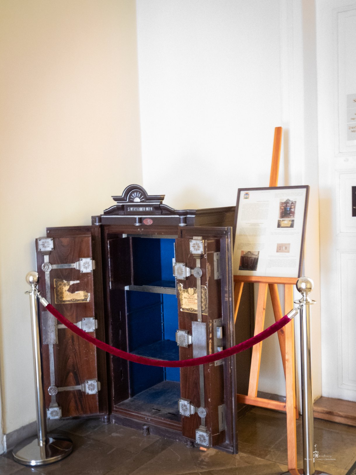 Noc Zwiedzania Rynku - zabytkowy sejf Urzędu Miasta Jarosławia