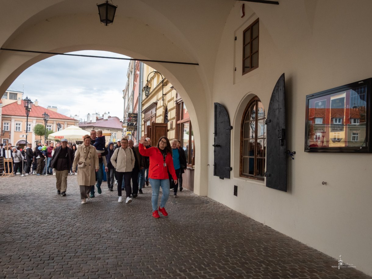 Noc Zwiedzania Rynku - zawiedzenie Podziemnego Przejścia Turystycznego