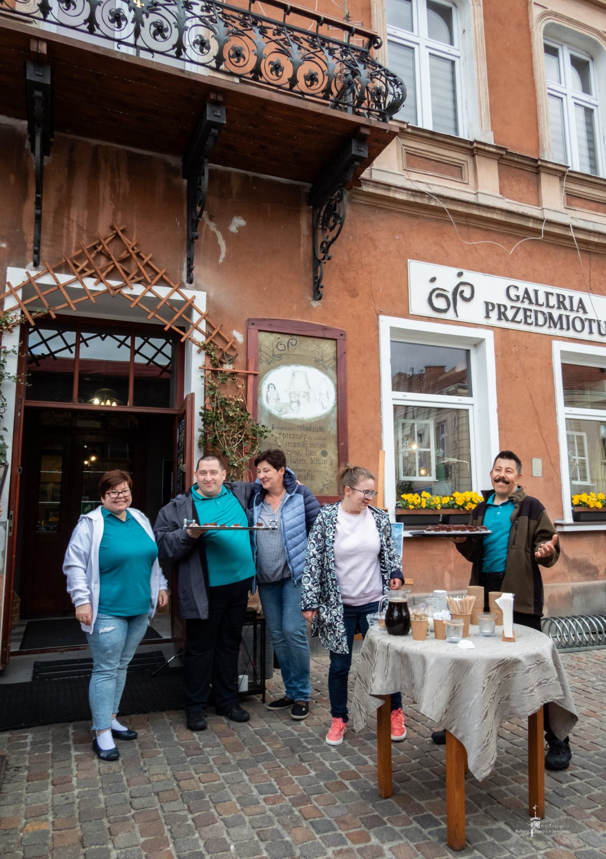 Noc Zwiedzania Rynku - degustacja ciast w Galerii Przedmiotu