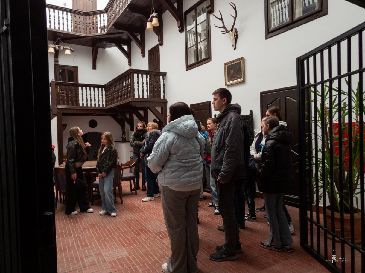 Noc Zwiedzania Rynku - zwiedzanie PTT w Jarosławiu
