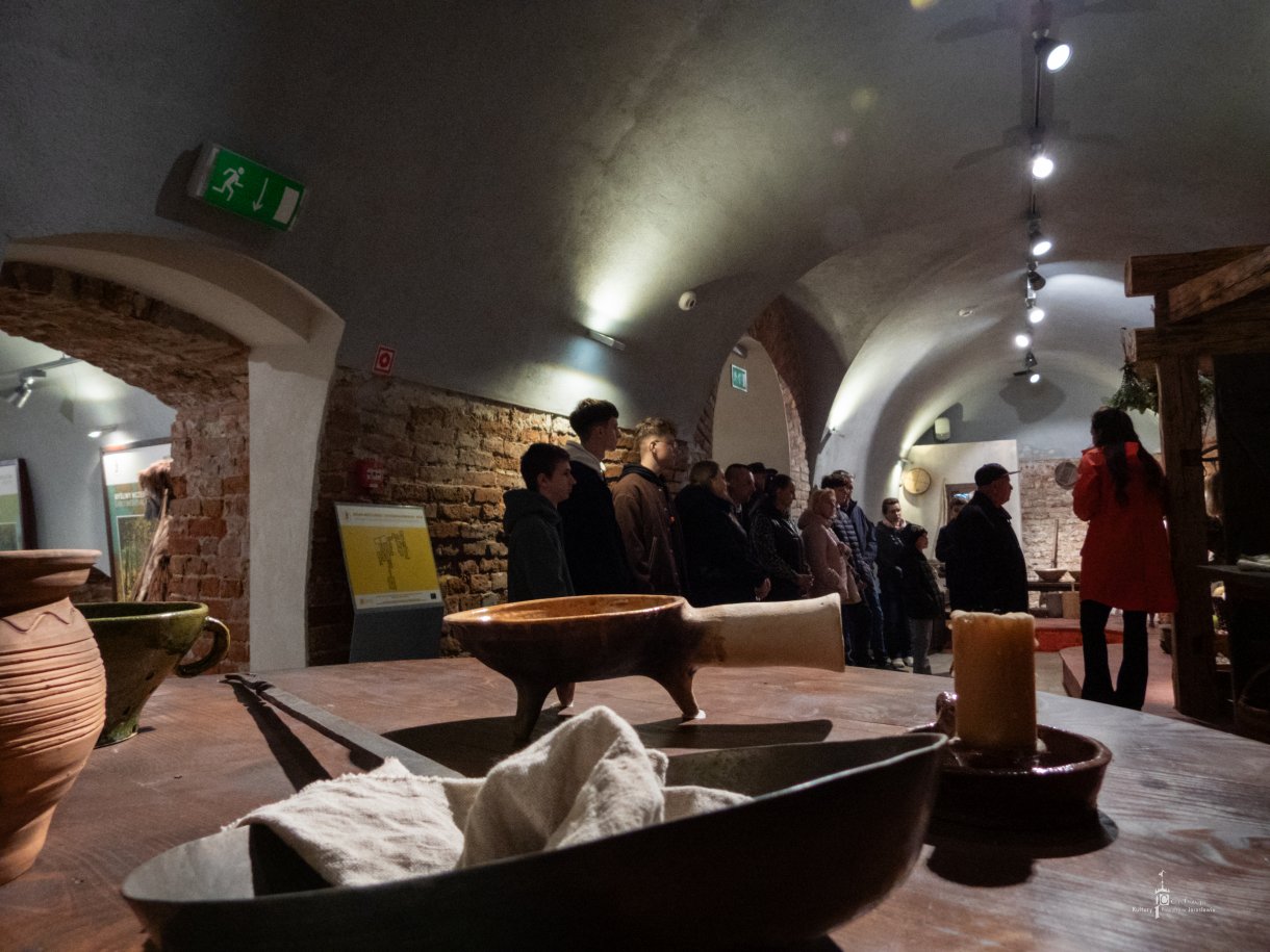 Noc Zwiedzania Rynku -zwiedzanie PPT w Jarosławiu