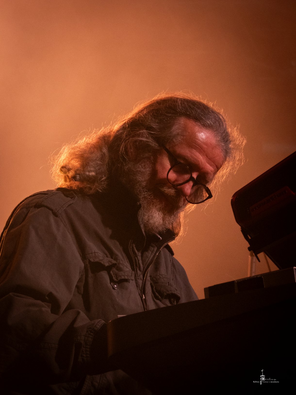 Koncert zespołu RSC podczas Nocy Zwiedzania Rynku - klawiszowiec