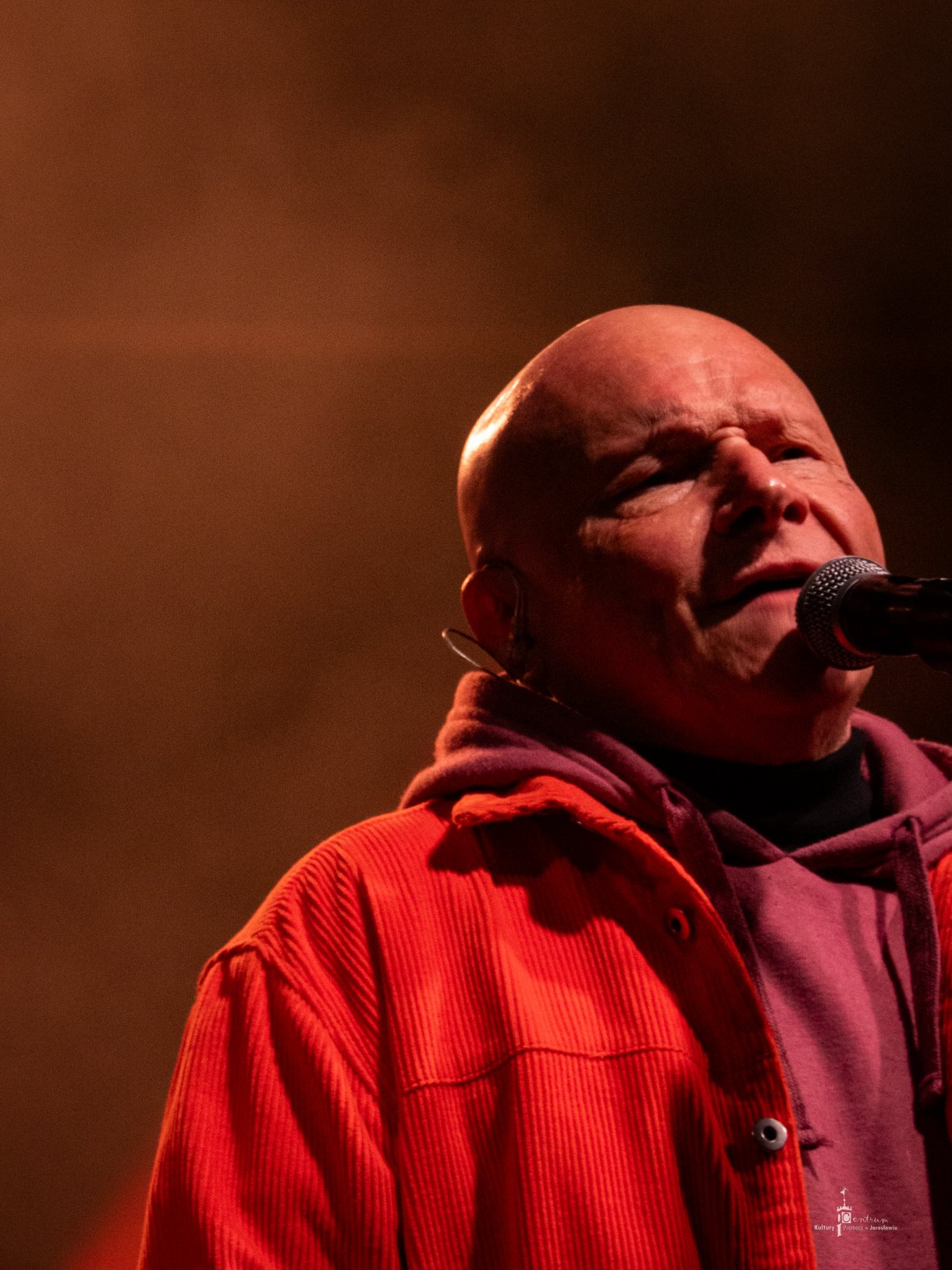 Koncert zespołu RSC podczas Nocy Zwiedzania Rynku - wokalista