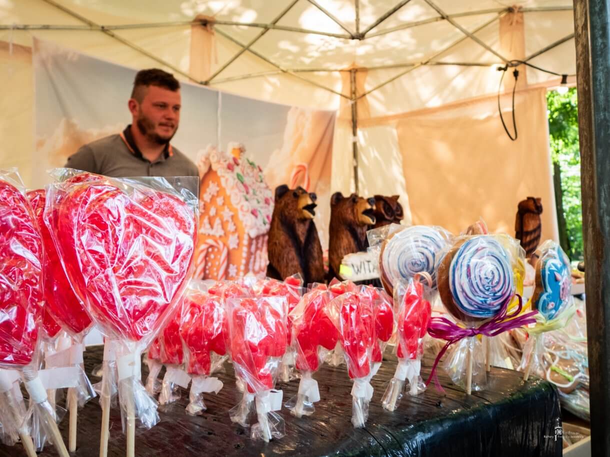 Dzień dziecka w parku miejskim