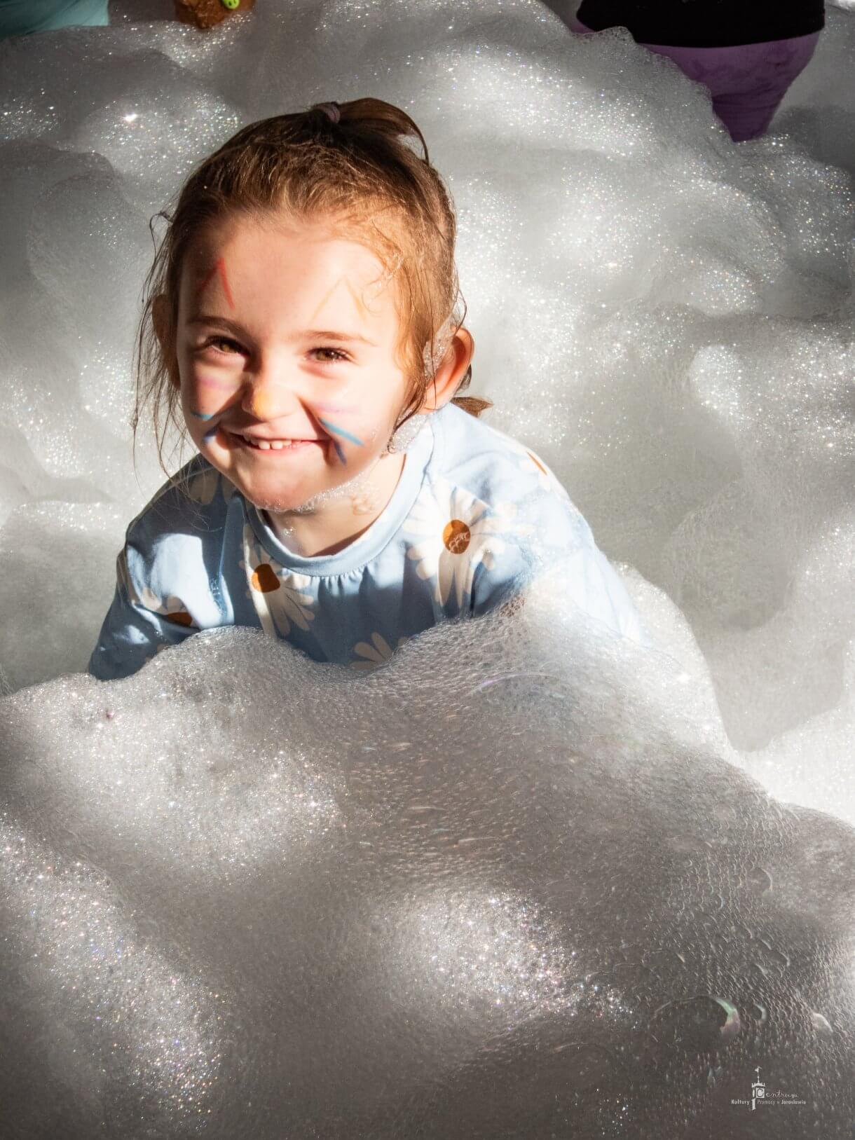 Dzień dziecka w parku miejskim - piana party