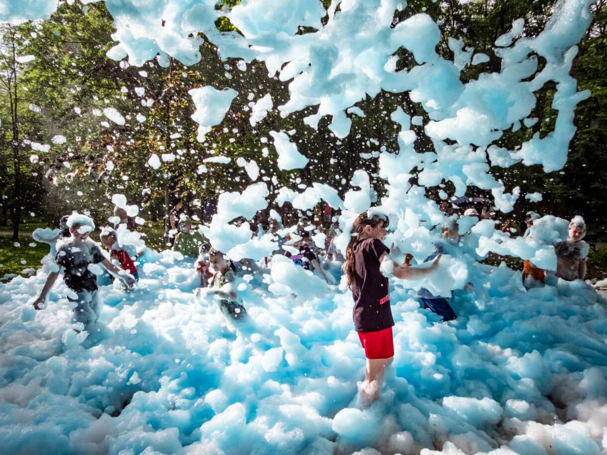 Dzień dziecka w parku miejskim - piana party