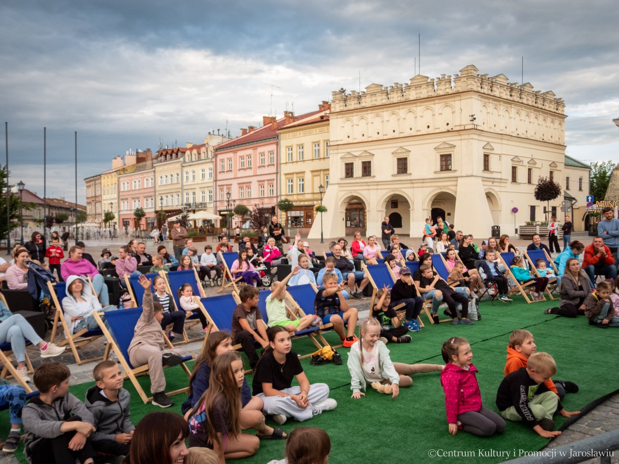 Kulturalne Lato w Mieście – Letnie Dobranocki - przedstawienie dla dzieci w wykonaniu Teatru Bajaderka