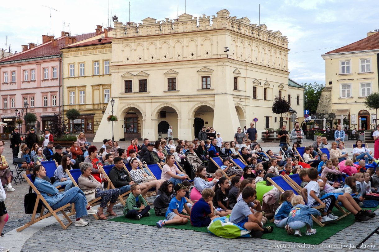 Kulturalne Lato w Mieście – Letnie Dobranocki - przedstawienie dla dzieci w wykonaniu Teatru Bajaderka