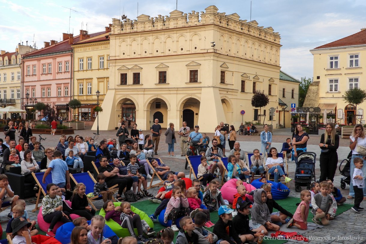 Kulturalne Lato w Mieście – Letnie Dobranocki - przedstawienie dla dzieci w wykonaniu Teatru Bajaderka