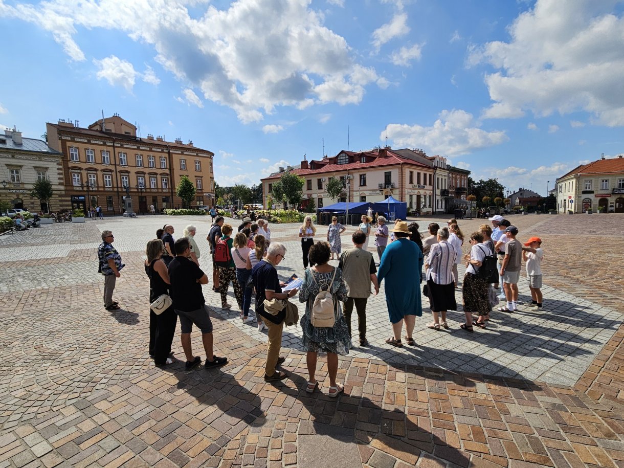 Kulturalne Lato w Mieście – Niedzielne spacerki po Jarosławiu z przewodnikiem