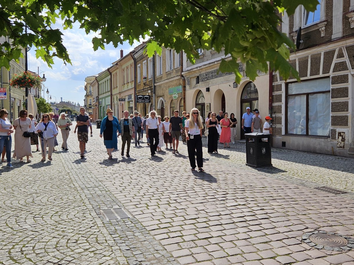 Kulturalne Lato w Mieście – Niedzielne spacerki po Jarosławiu z przewodnikiem