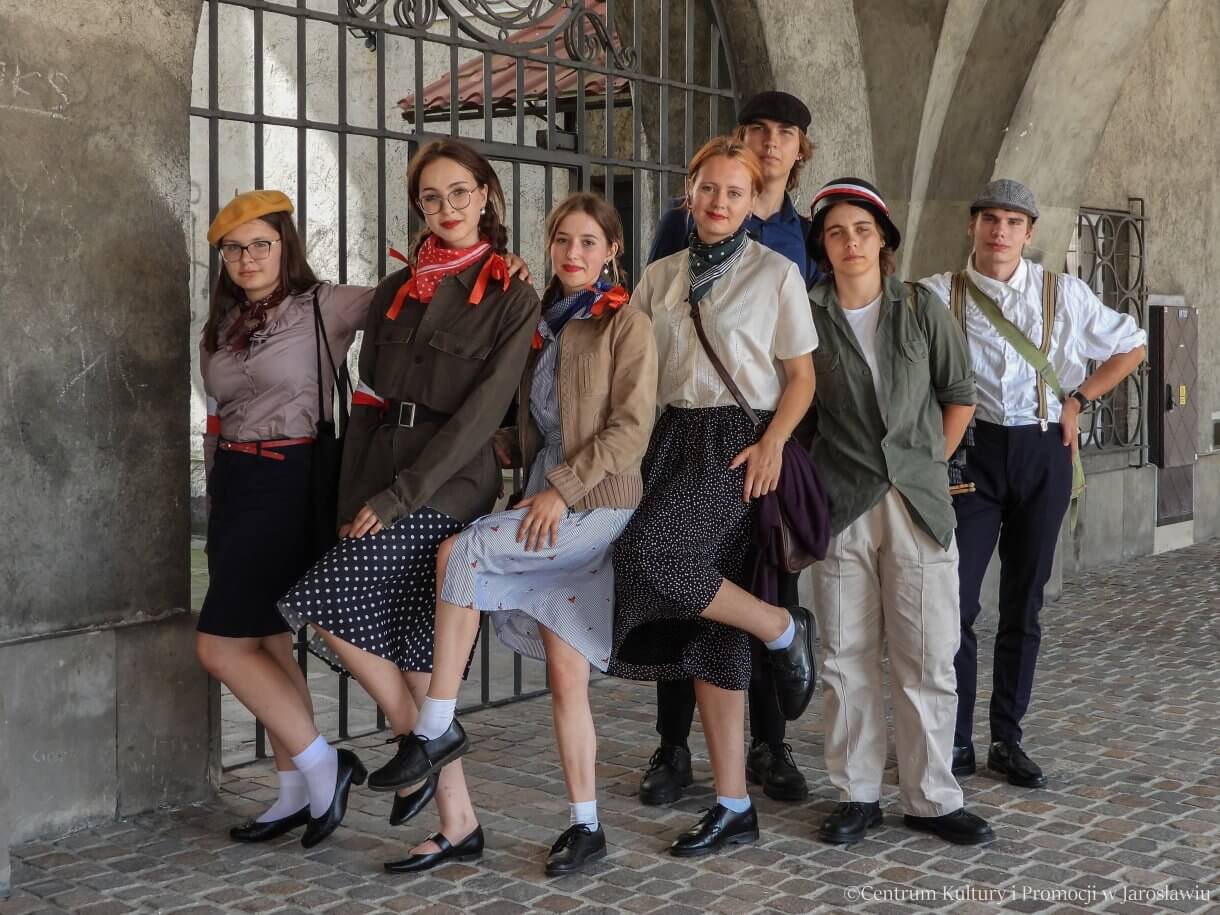 81. rocznica Powstania Warszawskiego - inscenizacja harcerzy